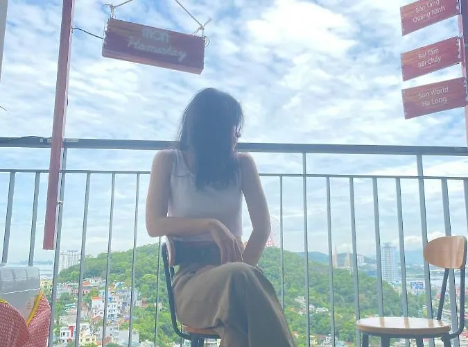 Mon Hạ Long